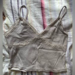 V neck beige crop top -GARAGE